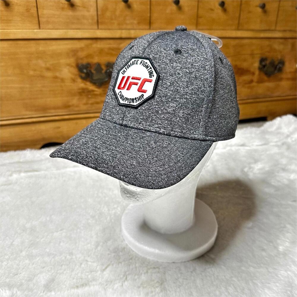 NWT UFC Embroidered Patch Logo Adjustable Cap Grey Adult OS